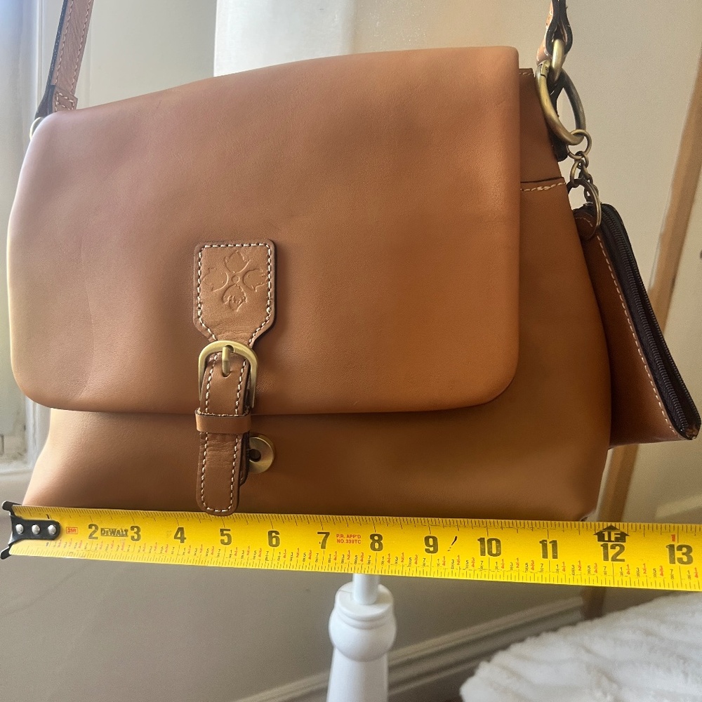 Patricia Nash, Boho Mili Leather Medium Flap Crossbody w Coin Pouch Hazelnut - Picture 9 of 12